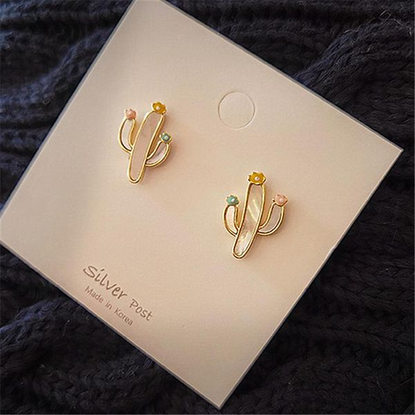 stud elegant enamel white cactus flower earring for women date party summer accessory, Golden;silver
stud elegant enamel white cactus flower earring for women date party summer accessory, Golden;silver