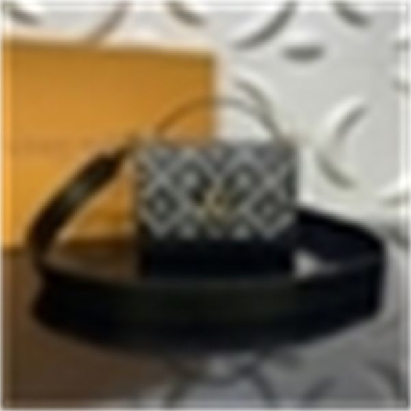 luxury m57442 medium handbag tote bag hand iconic brand handles shoulder bags clutches evening designer smv2
luxury m57442 medium handbag tote bag hand iconic brand handles shoulder bags clutches evening designer smv2