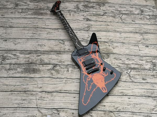 james hetfield metallica woodburned elk skull mx-250 electric guitar, black explorer
james hetfield metallica woodburned elk skull mx-250 electric guitar, black explorer