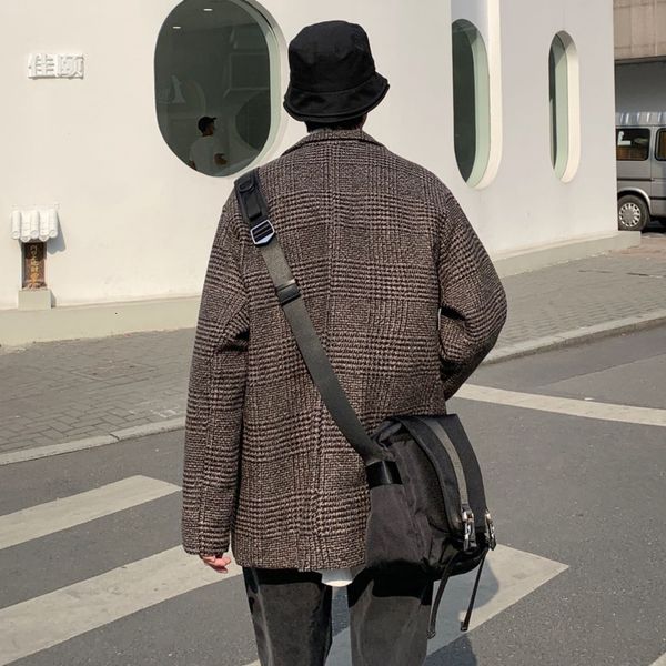 2021 winter plus cotton thick plaid men's warmth fashion casual retro men short woolen coat mens jpkh, Black
2021 winter plus cotton thick plaid men's warmth fashion casual retro men short woolen coat mens jpkh, Black
