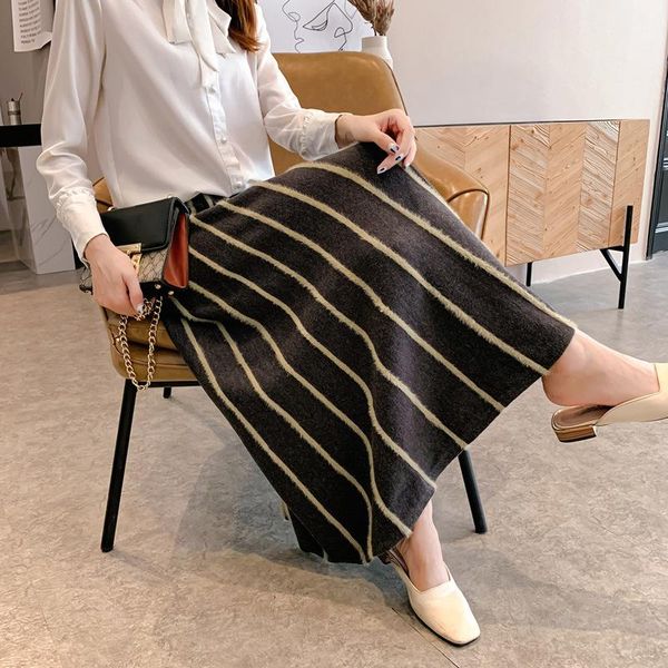 skirts 2021 knitting a-line high waist vintage striped women winter warm long skirt good quality faldas jupe femme saia, Black
skirts 2021 knitting a-line high waist vintage striped women winter warm long skirt good quality faldas jupe femme saia, Black