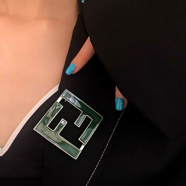 hbp french letter simple fashion green phnom penh square brooch suit accessories, Silver
hbp french letter simple fashion green phnom penh square brooch suit accessories, Silver