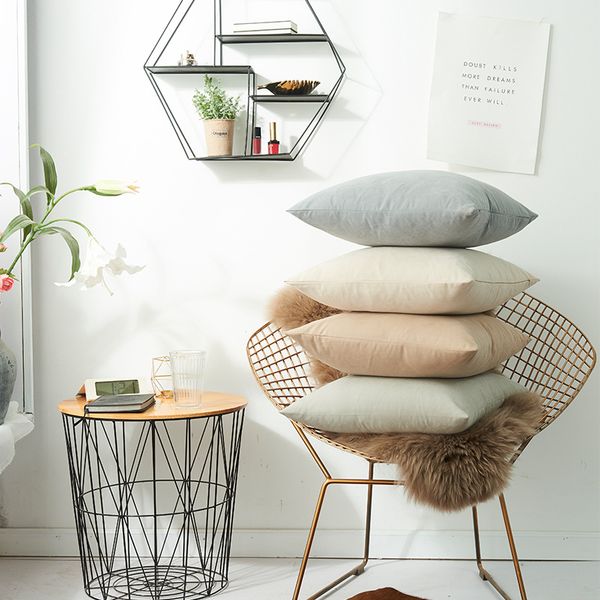 2021 new simple lishu velvet pillowcase without pillow core nordic pillow dual-use family must-have factory direct sales
2021 new simple lishu velvet pillowcase without pillow core nordic pillow dual-use family must-have factory direct sales