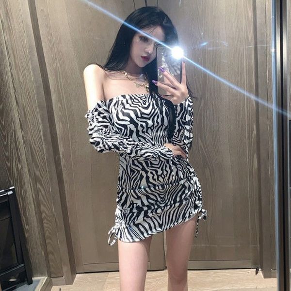 spring slash-neck impression zebra pattern waist thin bodycon mini dress for woman y737 miqz, Black;gray
spring slash-neck impression zebra pattern waist thin bodycon mini dress for woman y737 miqz, Black;gray