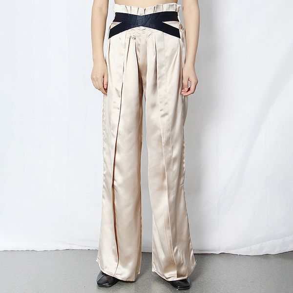 pleated solid wide leg pants for women high waist casual loose trousers female fashion new clothing 2021 autumn, Black;white
pleated solid wide leg pants for women high waist casual loose trousers female fashion new clothing 2021 autumn, Black;white