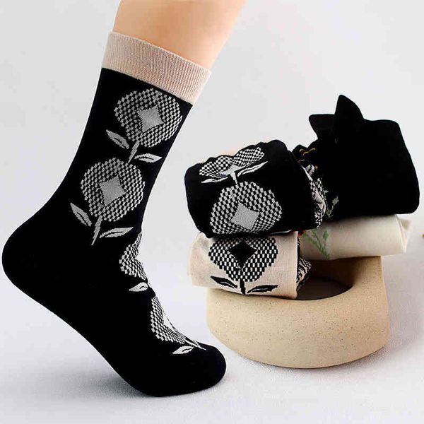 socks pure cotton autumn and winter women's stockings korean designer ins wazi bottom, Black;white
socks pure cotton autumn and winter women's stockings korean designer ins wazi bottom, Black;white