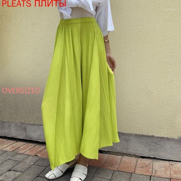 women's pants & capris ultra-light and ultra-thin huge petal wide-leg miyake pleats oggers women femme, Black;white
women's pants & capris ultra-light and ultra-thin huge petal wide-leg miyake pleats oggers women femme, Black;white