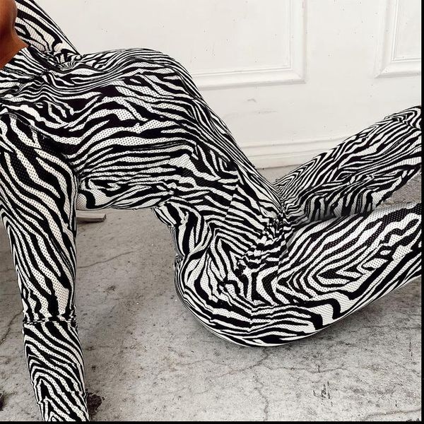 zebra pattern print zipper women jumpsuits v neck long sleeve bodycon spring nordic 1 piece club outfits, Black;white
zebra pattern print zipper women jumpsuits v neck long sleeve bodycon spring nordic 1 piece club outfits, Black;white