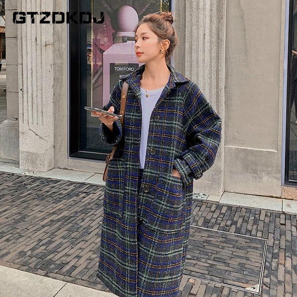 2021 winter long woolen coat women's loose fashion wool blend coat lapel single-breasted plaid women jacket, Black
2021 winter long woolen coat women's loose fashion wool blend coat lapel single-breasted plaid women jacket, Black