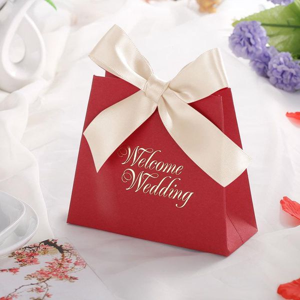 gift wrap 20pcs wedding decorations vintage heart kraft candy box gifts for guests party bags favors packaging with handles
gift wrap 20pcs wedding decorations vintage heart kraft candy box gifts for guests party bags favors packaging with handles