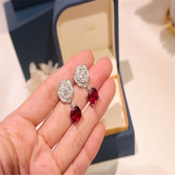 rose earrings 925 sterling silver jewelry original logo women high jewelry christmas party gift
rose earrings 925 sterling silver jewelry original logo women high jewelry christmas party gift