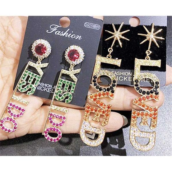 wholesale 5pcs/lots random fashion diamond crystal jewelry stone more style 925 silver women's earings 17.5rtr
wholesale 5pcs/lots random fashion diamond crystal jewelry stone more style 925 silver women's earings 17.5rtr