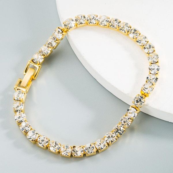 charm bracelets fashion luxury full crystals cz cuban link chain bracelet for women men gold black color bling rhinestone jewelry, Golden;silver
charm bracelets fashion luxury full crystals cz cuban link chain bracelet for women men gold black color bling rhinestone jewelry, Golden;silver