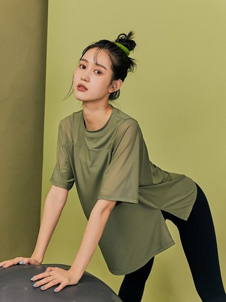 running jerseys comfort half sleeve long yoga clothes women's large size quick-drying t-shirt loose smock sports short thin, Black;blue
running jerseys comfort half sleeve long yoga clothes women's large size quick-drying t-shirt loose smock sports short thin, Black;blue