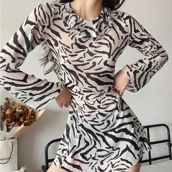casual dresses zebra print fashion lace-up halter slim long sleeve mini 2021 fall women's club party elegant dress, Black;gray
casual dresses zebra print fashion lace-up halter slim long sleeve mini 2021 fall women's club party elegant dress, Black;gray