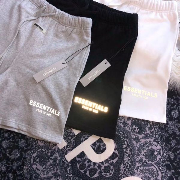 2021 the new spring summer season men's and women's street cotton shorts reflective printed 1:1 tsok, White;black 
2021 the new spring summer season men's and women's street cotton shorts reflective printed 1:1 tsok, White;black