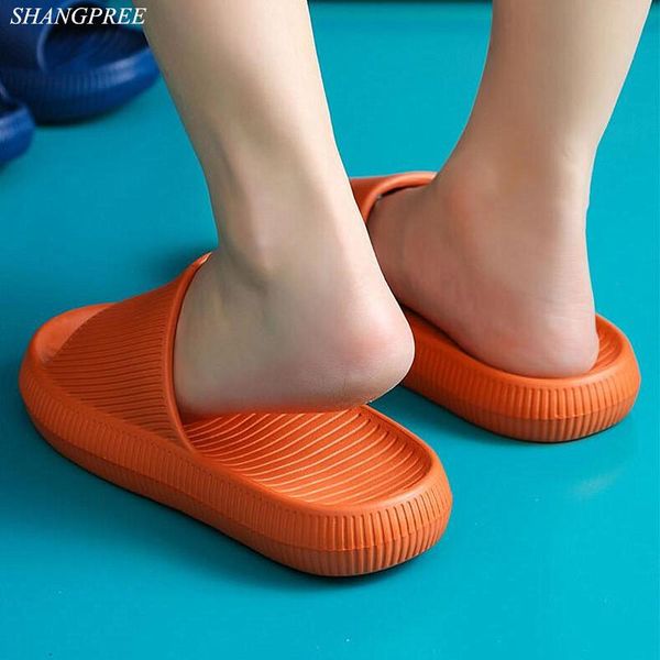 slippers 2021mute sippers women platform shoes eva soft indoor home slides for men non-slip summer sandals bathroom shower, Black
slippers 2021mute sippers women platform shoes eva soft indoor home slides for men non-slip summer sandals bathroom shower, Black