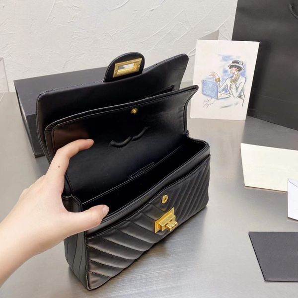 designers bags women handbag chain leather crossbody shoulder bag handbags high-capacity purse luxurys classic versatile wallet style very g
designers bags women handbag chain leather crossbody shoulder bag handbags high-capacity purse luxurys classic versatile wallet style very g