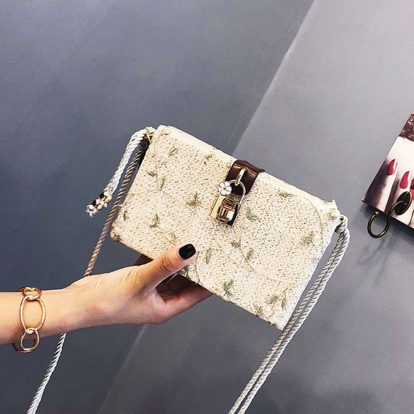 hbp mori box women's 2021 new fashion mini messenger small square woven shoulder bag
hbp mori box women's 2021 new fashion mini messenger small square woven shoulder bag