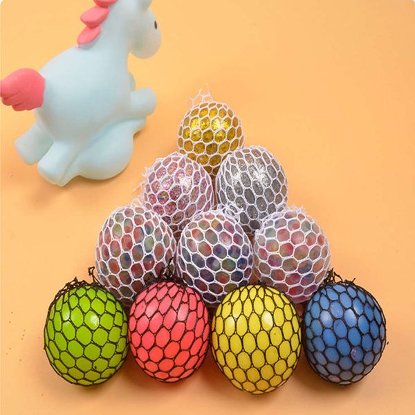 vent hand holding color bead grape ball tricking people, pressure relief toys funny creative water polo
vent hand holding color bead grape ball tricking people, pressure relief toys funny creative water polo