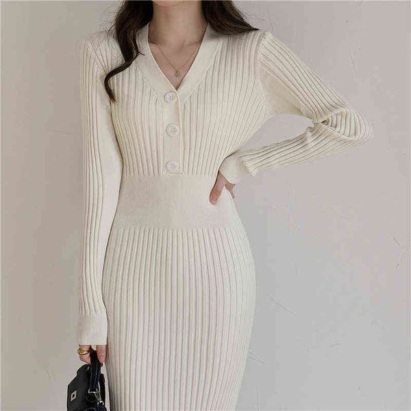 knitted long sleeve dress women 2021 slim bodycon autumn korean elegant fall winter button v neck sweater midi ribbed dress c216 g1214, Black;gray
knitted long sleeve dress women 2021 slim bodycon autumn korean elegant fall winter button v neck sweater midi ribbed dress c216 g1214, Black;gray