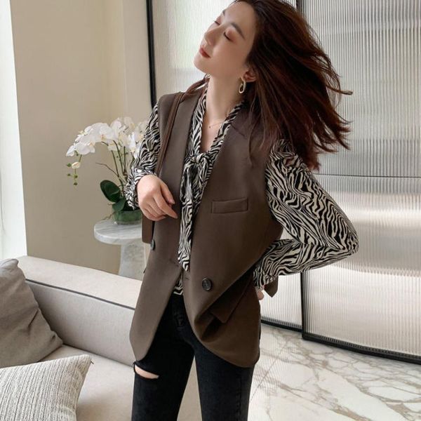 women's vests 2021 women spring vintage sleeveless vest ladies slim pockets v-neck suit waistcoat female button casual solid blazer i89, Black;white
women's vests 2021 women spring vintage sleeveless vest ladies slim pockets v-neck suit waistcoat female button casual solid blazer i89, Black;white