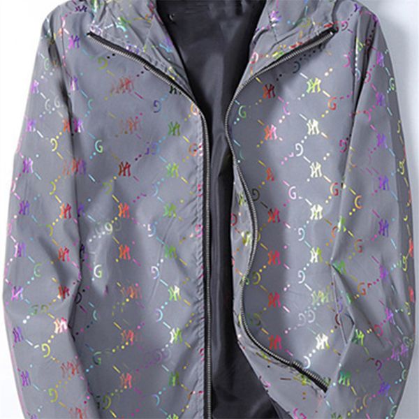 20ss 2021 new designers winter jackets mens outerwear bomber jacket smooth soft brand jackets prints letter embroidery, Black;brown 
20ss 2021 new designers winter jackets mens outerwear bomber jacket smooth soft brand jackets prints letter embroidery, Black;brown