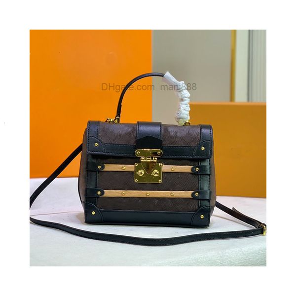women handbag shoulder crossbody bag semi-rigid trunk box bags fashion letter printed s-lock wooden and leather trim totes removable
women handbag shoulder crossbody bag semi-rigid trunk box bags fashion letter printed s-lock wooden and leather trim totes removable