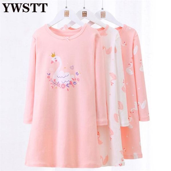 girls swan nightdress cotton long-sleeved spring autumn girl home service dress kids baby pajamas sleeping 210915, Blue;red
girls swan nightdress cotton long-sleeved spring autumn girl home service dress kids baby pajamas sleeping 210915, Blue;red