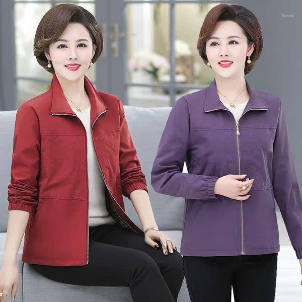 women's trench coats 2021 autumn women casual oversized pockets loose female windbreaker long sleeve slim outerwear plus size 5xl coat, Tan;black
women's trench coats 2021 autumn women casual oversized pockets loose female windbreaker long sleeve slim outerwear plus size 5xl coat, Tan;black