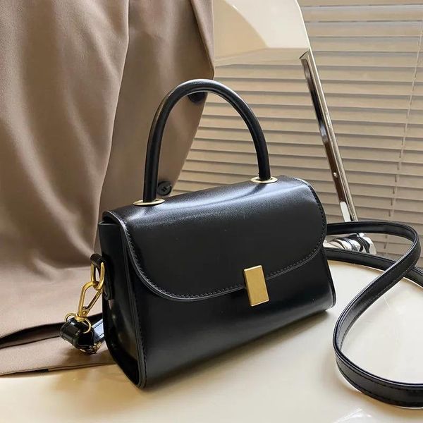 cross body vintage fashion pu leather small hand flap bag bags women shoulder crossbody 2021 women's handbags purses
cross body vintage fashion pu leather small hand flap bag bags women shoulder crossbody 2021 women's handbags purses