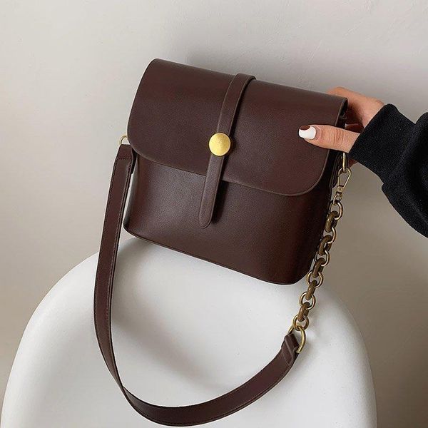 shoulder bags women leather messenger sac a main simple bucket crossbody for girls flap bag retro handbags small bolsas
shoulder bags women leather messenger sac a main simple bucket crossbody for girls flap bag retro handbags small bolsas