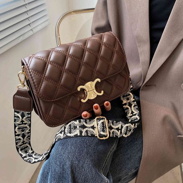 design bag lingge 2021 popular spring and summer fashion single shoulder diagonal net red versatile
design bag lingge 2021 popular spring and summer fashion single shoulder diagonal net red versatile