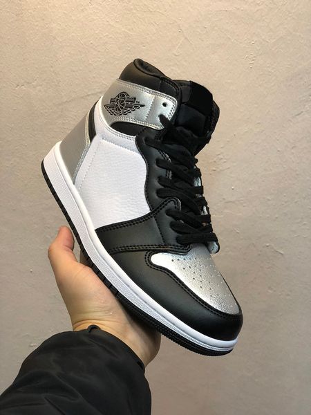 high 1 og wmns silver toe men women athletic shoes black white jumpman 1s metallic silver trainer sports sneaker cd0461-001, White;red
high 1 og wmns silver toe men women athletic shoes black white jumpman 1s metallic silver trainer sports sneaker cd0461-001, White;red