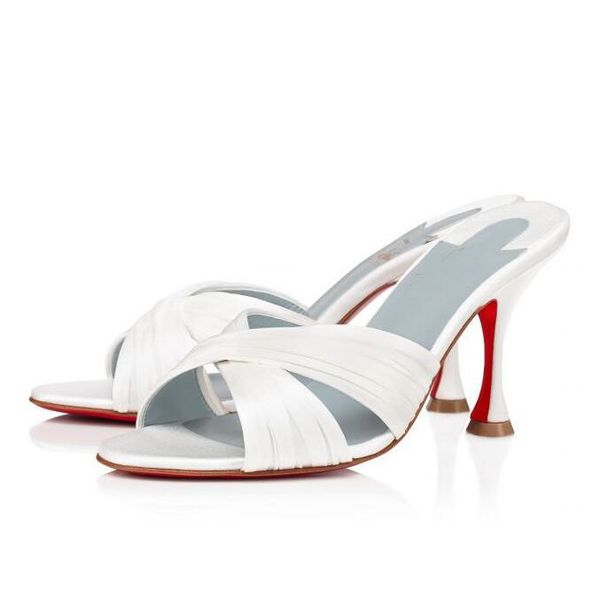 elegant nicol is back stain leather white black slides red bottom slippers ladies dress,party casual sandals high heels gift sale 
elegant nicol is back stain leather white black slides red bottom slippers ladies dress,party casual sandals high heels gift sale