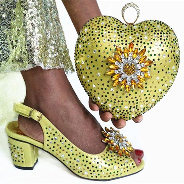 dress shoes african design rhinestone high heels and bag set style comfortable woman for wedding party, Black
dress shoes african design rhinestone high heels and bag set style comfortable woman for wedding party, Black