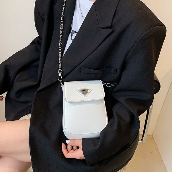 factory direct sale 75% off small new 2021 trend mobile single shoulder chain solid color small fresh women's bags
factory direct sale 75% off small new 2021 trend mobile single shoulder chain solid color small fresh women's bags