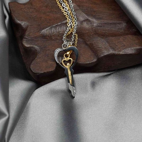hearts/chrome classic crosin ch fashion trend personality men and women lovers get together forever fashion design sense of love gift souven
hearts/chrome classic crosin ch fashion trend personality men and women lovers get together forever fashion design sense of love gift souven