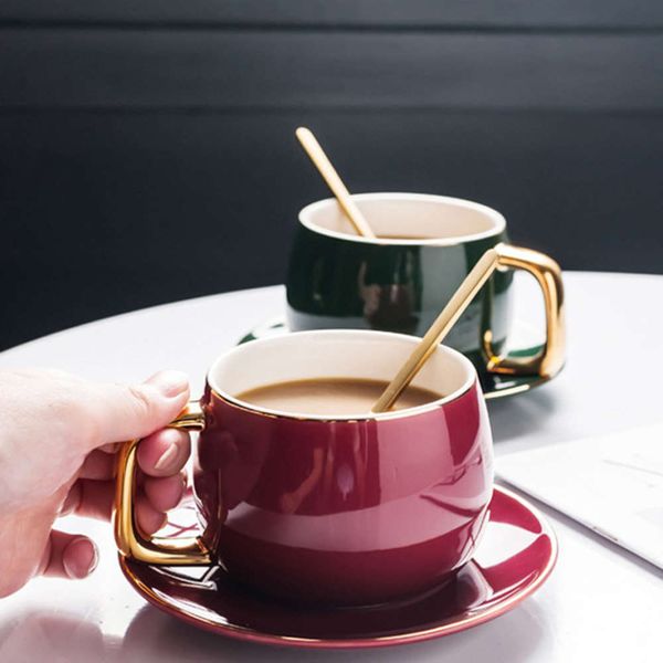ceramic coffee/tea cups and mugs travel coffee cup saucer set porcelain teacup with the spoon drinking
ceramic coffee/tea cups and mugs travel coffee cup saucer set porcelain teacup with the spoon drinking