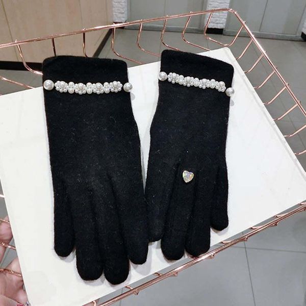 fingerless gloves pearl flowers wool touch screen mittens cashmere thicker warm full finger ladies fashion outdoor driving guantes, Blue;gray
fingerless gloves pearl flowers wool touch screen mittens cashmere thicker warm full finger ladies fashion outdoor driving guantes, Blue;gray