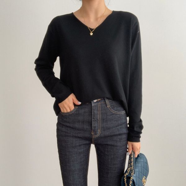 2021 7 colors new elegant v-neck basic sweater ol vintage solid pullovers long sleeve loose knitted sweaters woman clothes fhao, White;black
2021 7 colors new elegant v-neck basic sweater ol vintage solid pullovers long sleeve loose knitted sweaters woman clothes fhao, White;black