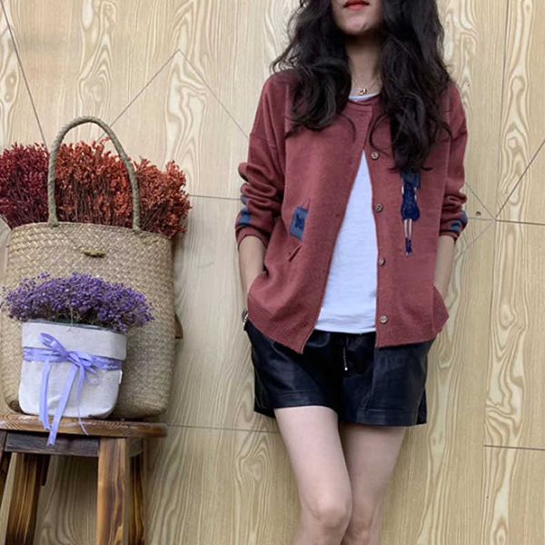 women's sweaters casual solid o-neck female cardigan long sleeve ladies sweater with buttons cartoon print woman cardigans for lady out, White;black
women's sweaters casual solid o-neck female cardigan long sleeve ladies sweater with buttons cartoon print woman cardigans for lady out, White;black