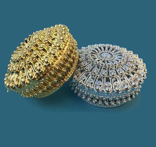 gift wrap 500pcs luxury golden silver peacock round candy box treasure chest wedding favor party supplies wholesale
gift wrap 500pcs luxury golden silver peacock round candy box treasure chest wedding favor party supplies wholesale