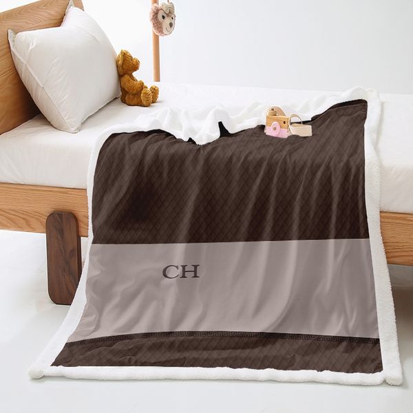 luxury design letters, soft / pure color bedding blanket, suitable for boys, girls and children, high-definition digital printing textile la
luxury design letters, soft / pure color bedding blanket, suitable for boys, girls and children, high-definition digital printing textile la