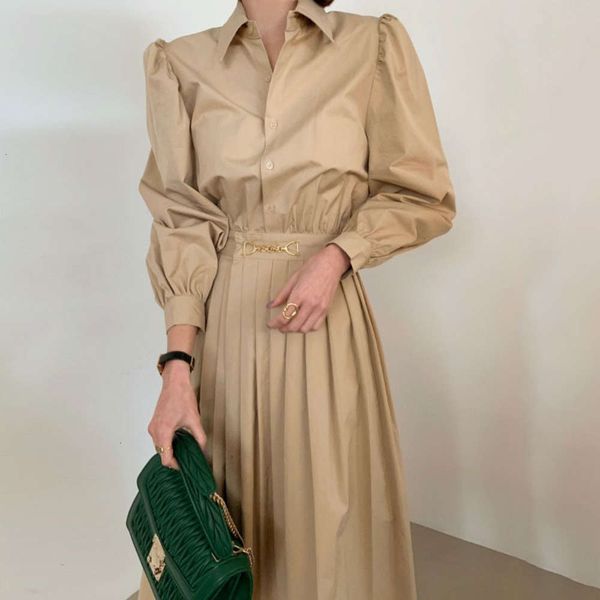 2021south korea chic design small crowd waist slim skirt spring and autumn new long sleeve pleated shirt dress, Black;gray
2021south korea chic design small crowd waist slim skirt spring and autumn new long sleeve pleated shirt dress, Black;gray