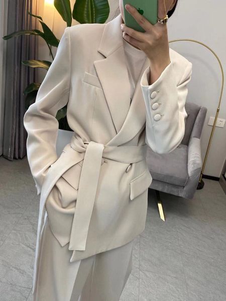 women's two piece pants 2021fw autumn luxury women blazer jacket with trouse female casual suits ol 2 sets gdnz 7.26, White
women's two piece pants 2021fw autumn luxury women blazer jacket with trouse female casual suits ol 2 sets gdnz 7.26, White