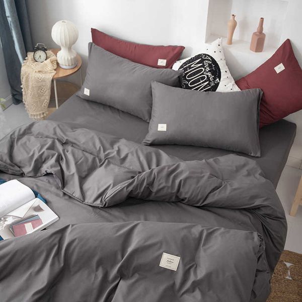 solid matte four piece set washed cotton bedding student quilt cover fitted sheet three piece set
solid matte four piece set washed cotton bedding student quilt cover fitted sheet three piece set