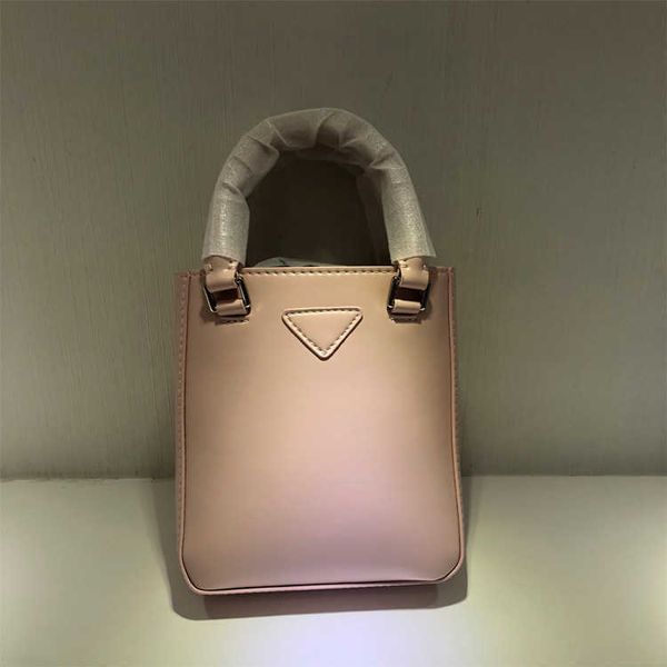new p family mini tote middle ancient one shoulder slant cross fresh commuter women's plain leather small square bag storage bags
new p family mini tote middle ancient one shoulder slant cross fresh commuter women's plain leather small square bag storage bags