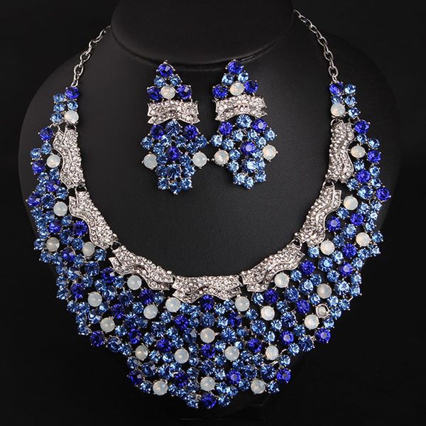 exaggerated blue diamond necklace earring set dress dinner bride accessories, Silver
exaggerated blue diamond necklace earring set dress dinner bride accessories, Silver