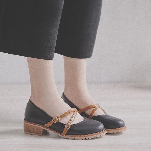 dress shoes laasimi 2021 summer pu leather sandals ladies shallow cover heel woman solid buckle strap gladiator low heels plus size, Black
dress shoes laasimi 2021 summer pu leather sandals ladies shallow cover heel woman solid buckle strap gladiator low heels plus size, Black